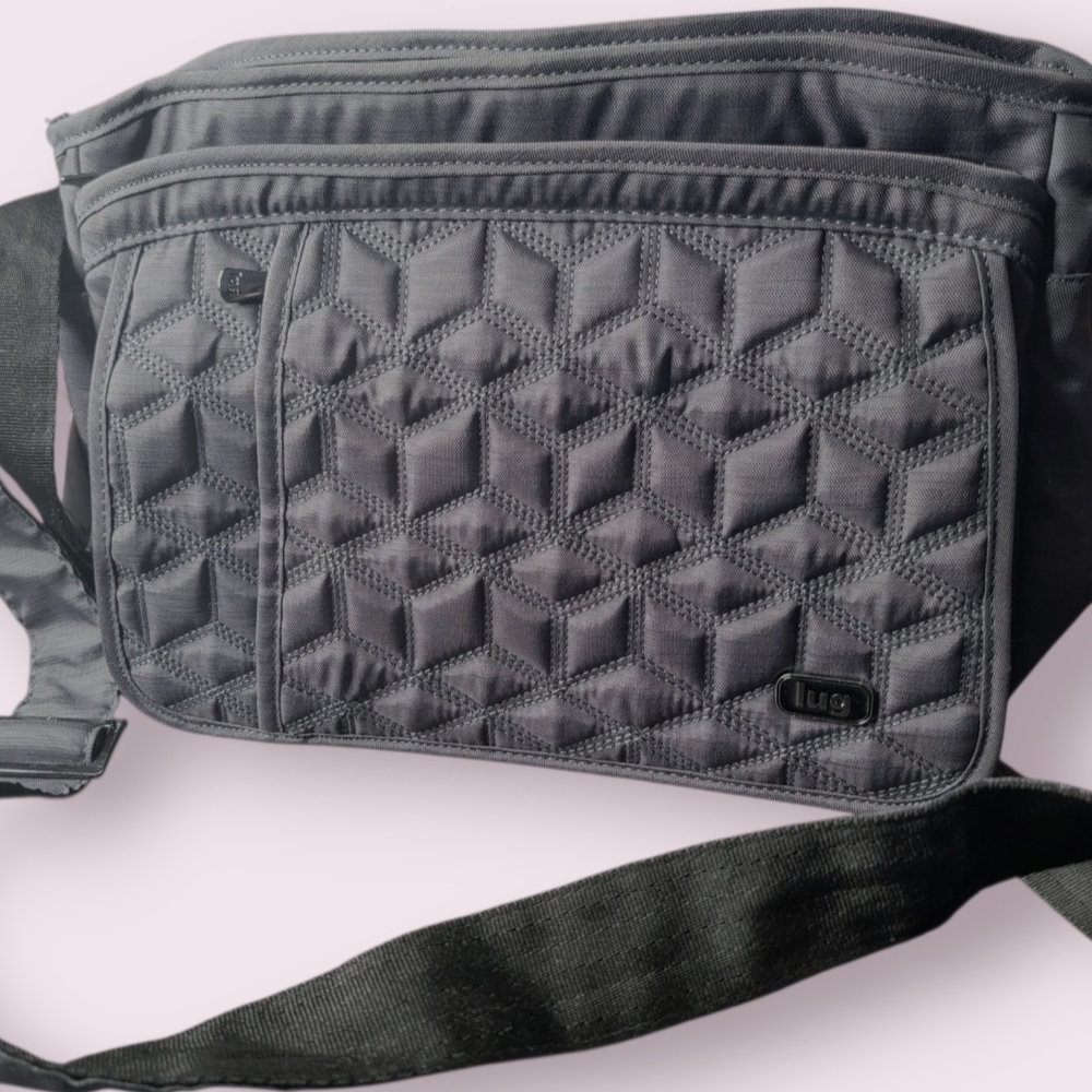 NWT Lug Gray Quilted RFI PROTECTED cross-body Bag